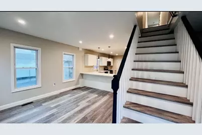 26 Crescent St #26, Quincy, MA 02169 - Photo 4