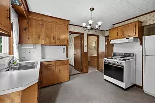 157 Denver St, Fall River, MA 02724 - Photo 10