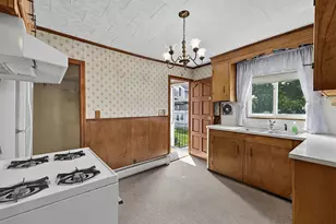 157 Denver St, Fall River, MA 02724 - Photo 8