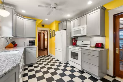 137 Belvidere Street, Springfield, MA 01108 - Photo 8