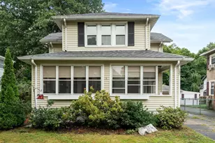 137 Belvidere St, Springfield, MA 01108 - Photo 1