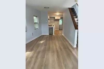 17 Howell Ct., Chelsea, MA 02150 - Photo 2
