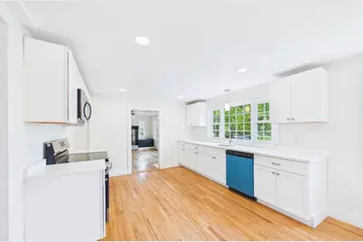 17 Winthrop Rd, Plymouth, MA 02360 - Photo 8