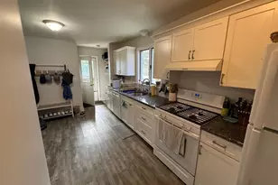 211 Beech St, Belmont, MA 02478 - Photo 16