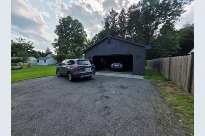 525 Chapin St, Ludlow, MA 01056 - Photo 10