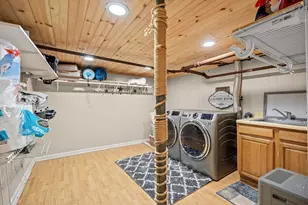 20 Mountain View St, South Hadley, MA 01075 - Photo 28