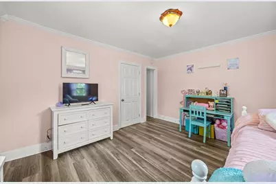 20 Mountain View St, South Hadley, MA 01075 - Photo 22