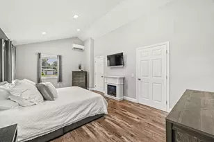 20 Mountain View St, South Hadley, MA 01075 - Photo 18