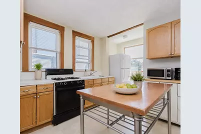 75 Easton #3, Boston, MA 02134 - Photo 4