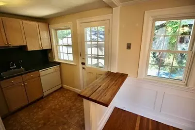 20 Orlando Ave, Arlington, MA 02474 - Photo 12