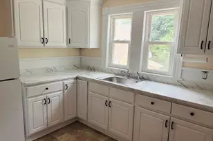72 Marblehead, North Andover, MA 01845 - Photo 2