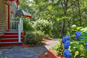 9 Horseshoe Bend Way, Mashpee, MA 02649 - Photo 2