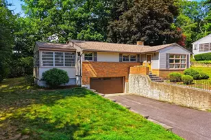 19 Daley Ave, Methuen, MA 01844 - Photo 2