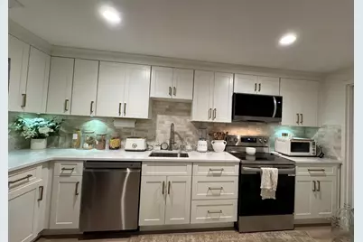 600 Washington St #3, Wellesley, MA 02482 - Photo 6