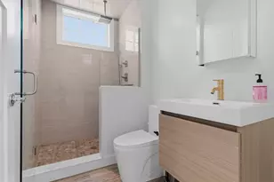 10R Spring Garden St, Boston, MA 02125 - Photo 24