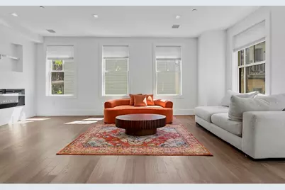 10R Spring Garden St #3, Boston, MA 02125 - Photo 6
