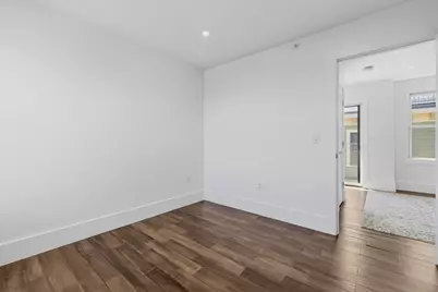10R Spring Garden St #3, Boston, MA 02125 - Photo 22