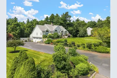 10 Edna Cir, Freetown, MA 02717 - Photo 2