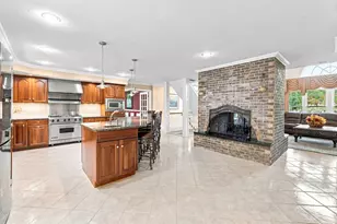 10 Edna Cir, Freetown, MA 02717 - Photo 10