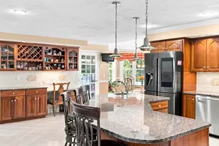 10 Edna Cir, Freetown, MA 02717 - Photo 8