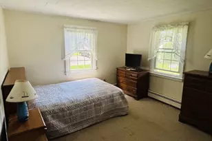 64 Hemlock Ave, Narragansett, RI 02882 - Photo 10