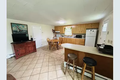 64 Hemlock Avenue, Narragansett, RI 02882 - Photo 6