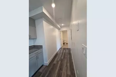 585 Essex Street #409, Lynn, MA 01902 - Photo 4