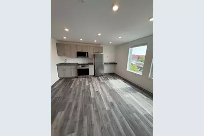 585 Essex Street #617, Lynn, MA 01902 - Photo 4