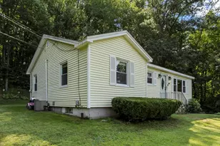 149 North St, East Brookfield, MA 01515 - Photo 2