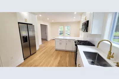 7 Kimball Road, Methuen, MA 01844 - Photo 8
