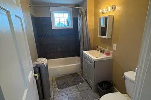 94-96 Byers St, Springfield, MA 01105 - Photo 10