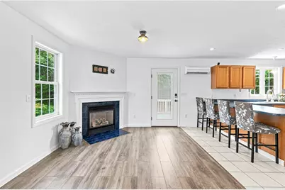 21 Forestview Dr, Fairhaven, MA 02719 - Photo 8