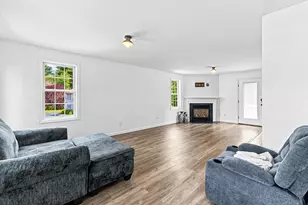 21 Forestview Dr, Fairhaven, MA 02719 - Photo 6