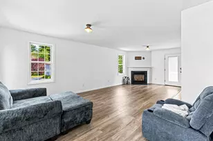 21 Forestview Dr, Fairhaven, MA 02719 - Photo 6