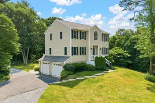 21 Forestview Dr, Fairhaven, MA 02719 - Photo 2