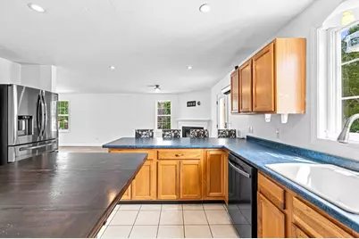 21 Forestview Dr, Fairhaven, MA 02719 - Photo 12