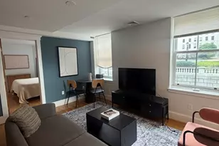 14 Derne St, Boston, MA 02114 - Photo 8