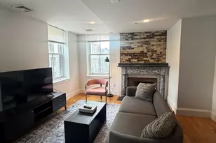 14 Derne St, Boston, MA 02114 - Photo 4