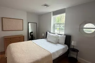 14 Derne St, Boston, MA 02114 - Photo 2
