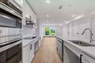26 Union St, Natick, MA 01760 - Photo 2