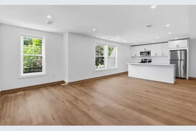 26 Union St #202, Natick, MA 01760 - Photo 4