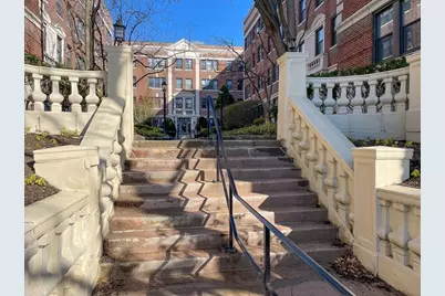 141 Englewood Ave #A, Boston, MA 02135 - Photo 2