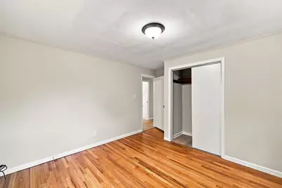 46 Kay St, Springfield, MA 01109 - Photo 14