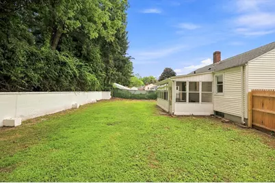 46 Kay St, Springfield, MA 01109 - Photo 38