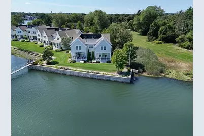 58 River St #1, Danvers, MA 01923 - Photo 2