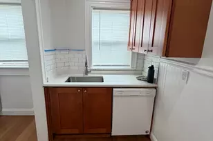 832 Montello St, Brockton, MA 02301 - Photo 4
