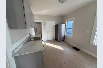 42 1/2 Cabot #1, Beverly, MA 01915 - Photo 4