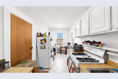 15 Governors Ave #28, Medford, MA 02155 - Photo 4
