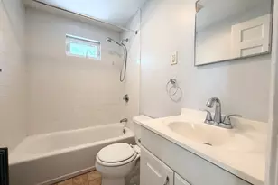 25 Brookside Rd, Braintree, MA 02184 - Photo 4