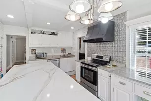16 Allen St, Northborough, MA 01532 - Photo 8